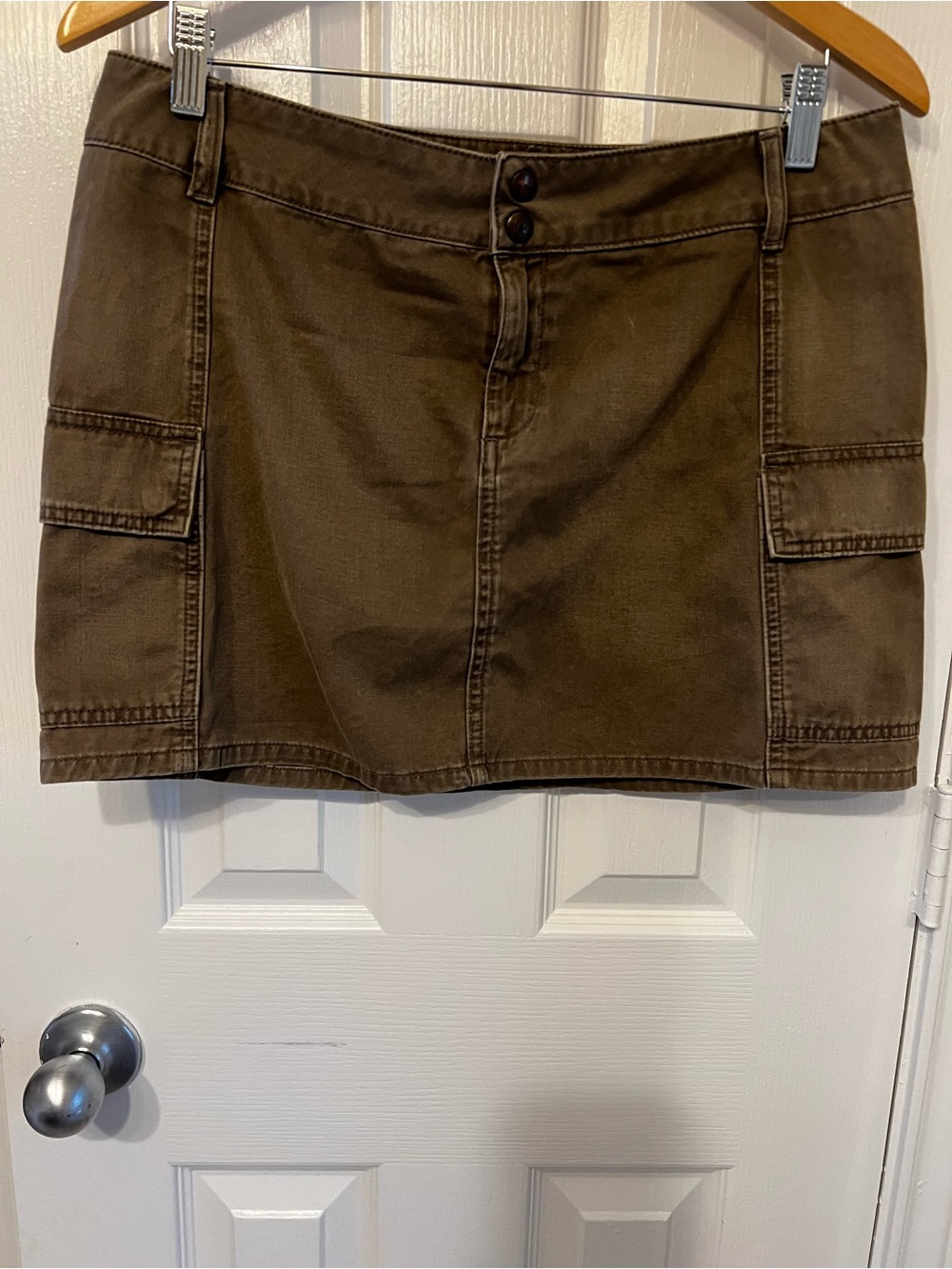 Mavi Olive Cargo Mini Skirt Model 941 – Size M